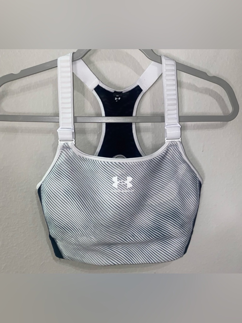 UNDER ARMOUR SPORTS BRA